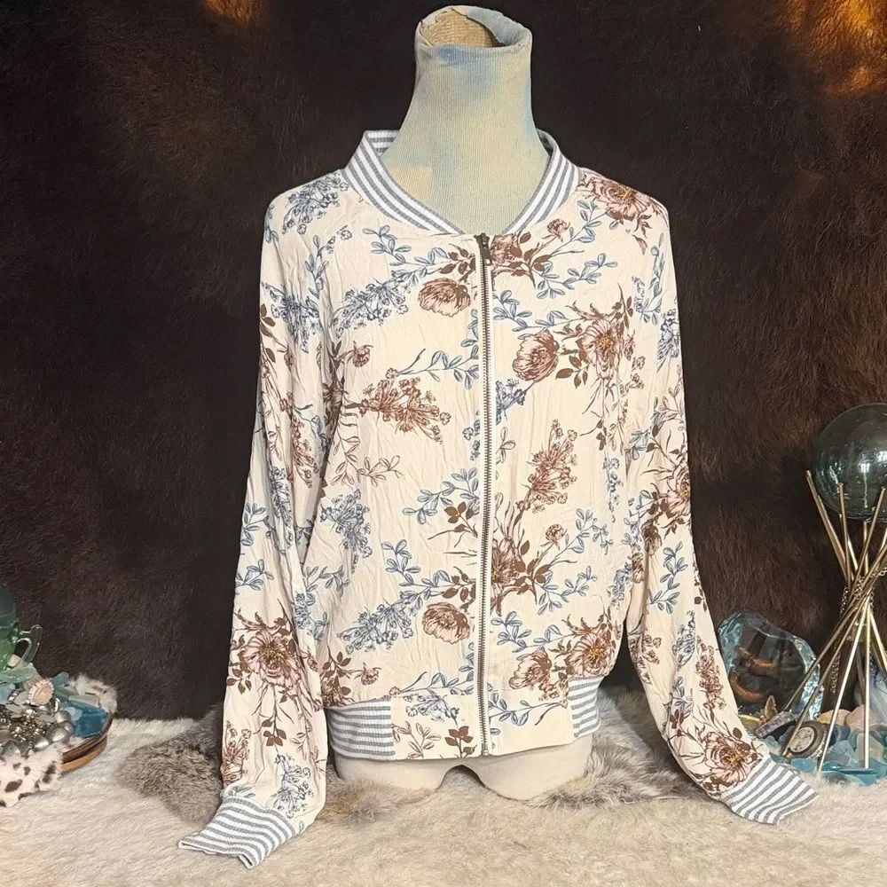 Saltwater LUXE Floral Bomber Jacket in Cream and Brown M (3175)